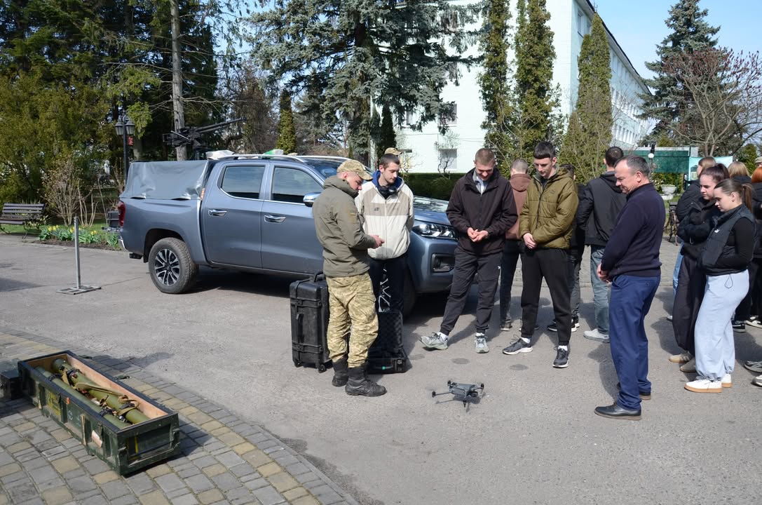 660814154_1627955531624656_8417852739436086408_n